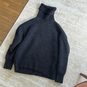 HM sweater! 99% new!